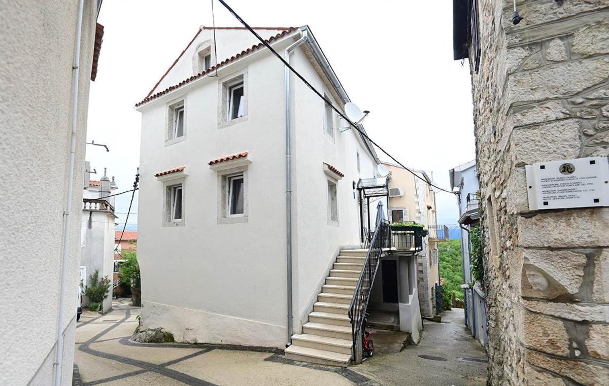 Dobrinj Apartment D & Studio L מראה חיצוני תמונה